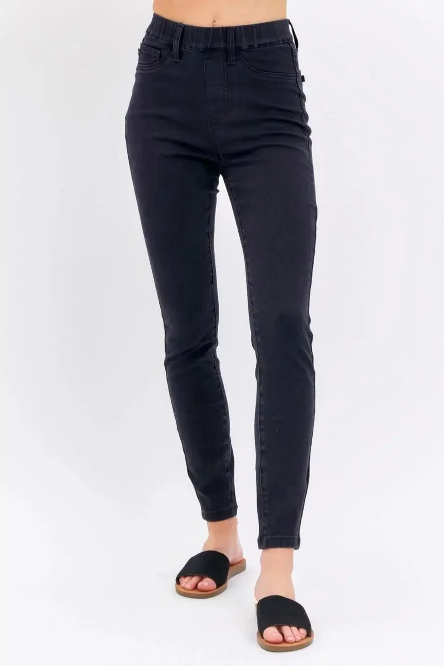 NWT Judy Blue Pull On Skinny Jeans Womens 13/31 Black High Rise Stretch Jeggings
